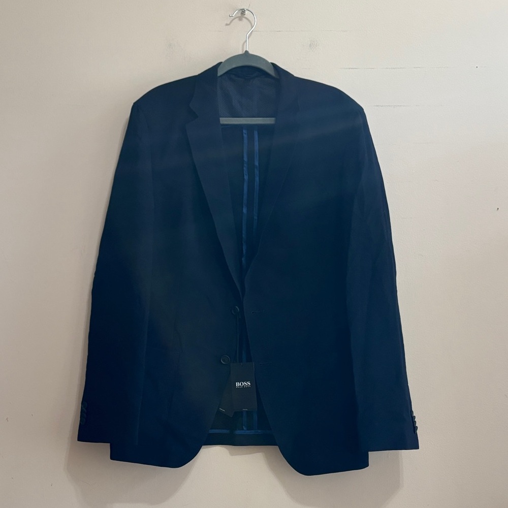 Boss men's dark blue blazer or suit jacket 44R